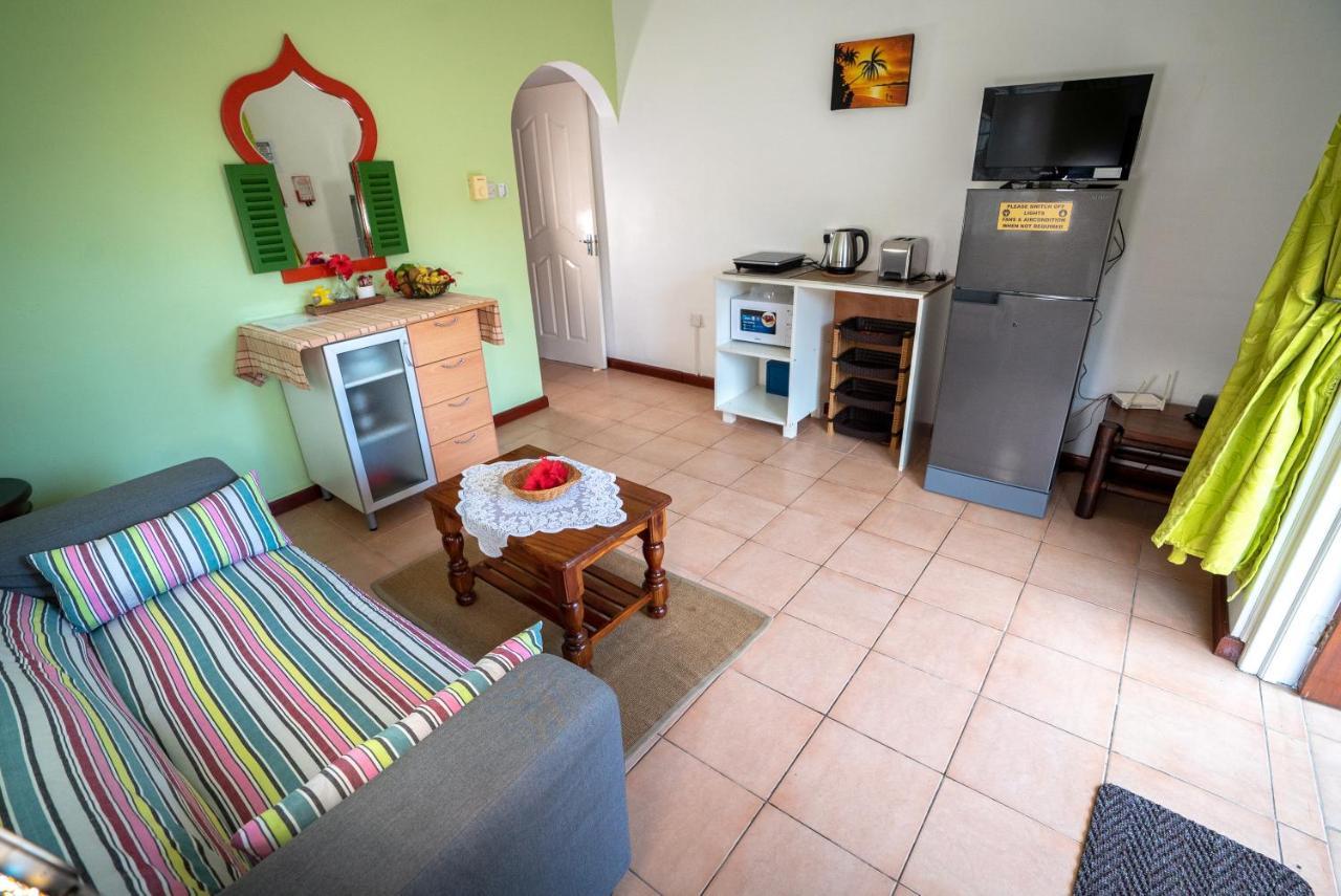 La Maison Hibiscus Self Catering Accommodation Beau Vallon  Exteriér fotografie